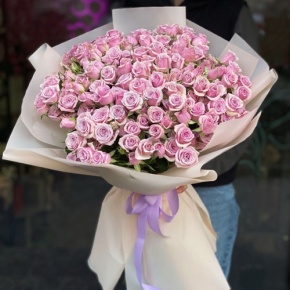 Букет из 25 лиловых кустовых роз (60 см) в Дедовске