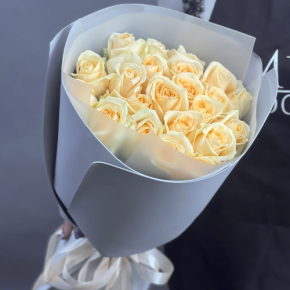 Букет из 25 роз Аваланж (50 см) в Дедовске