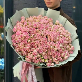Букет из 101  нежно -розовой кустовой розы (70 см) в Дедовске
