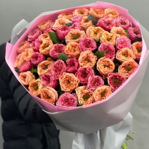 Букет "Лав ю" из 51 пионовидной розы Риджентс парк (60 см) в Дедовске