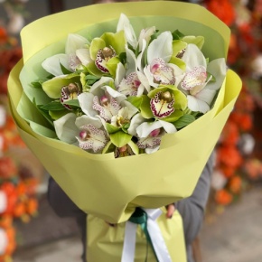 Букет "Бруклин" из орхидей и альстромерий в Дедовске