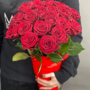 21 красная роза в конусе (50 см) в Дедовске