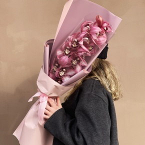 Букет из розовой орхидеи в Дедовске