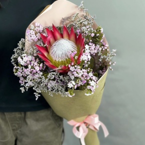 Букет из хамелациума, лимонниума и протеи в Дедовске