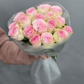 Букет из 17 роз Кения (40 см) в Дедовске