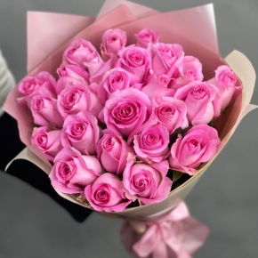 Букет из 25 розовых роз кения (40 см) в Дедовске