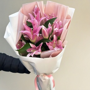 Монобукет из 9 ароматных розовых лилий в Дедовске